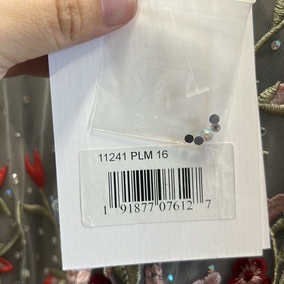 Mac Duggal 11241 NWT EMBROIDERED ILLUSION HIGH NECK LONG SLEEVE A LINE - Picture 8 of 11